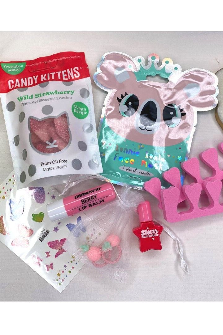 GIRLS PAMPER GIFT - Sleepover Pamper Box, Pamper Box, Gift for Her, Gift for Girl, Self Care Box, Pamper Box for Daughter, Daughter Spa