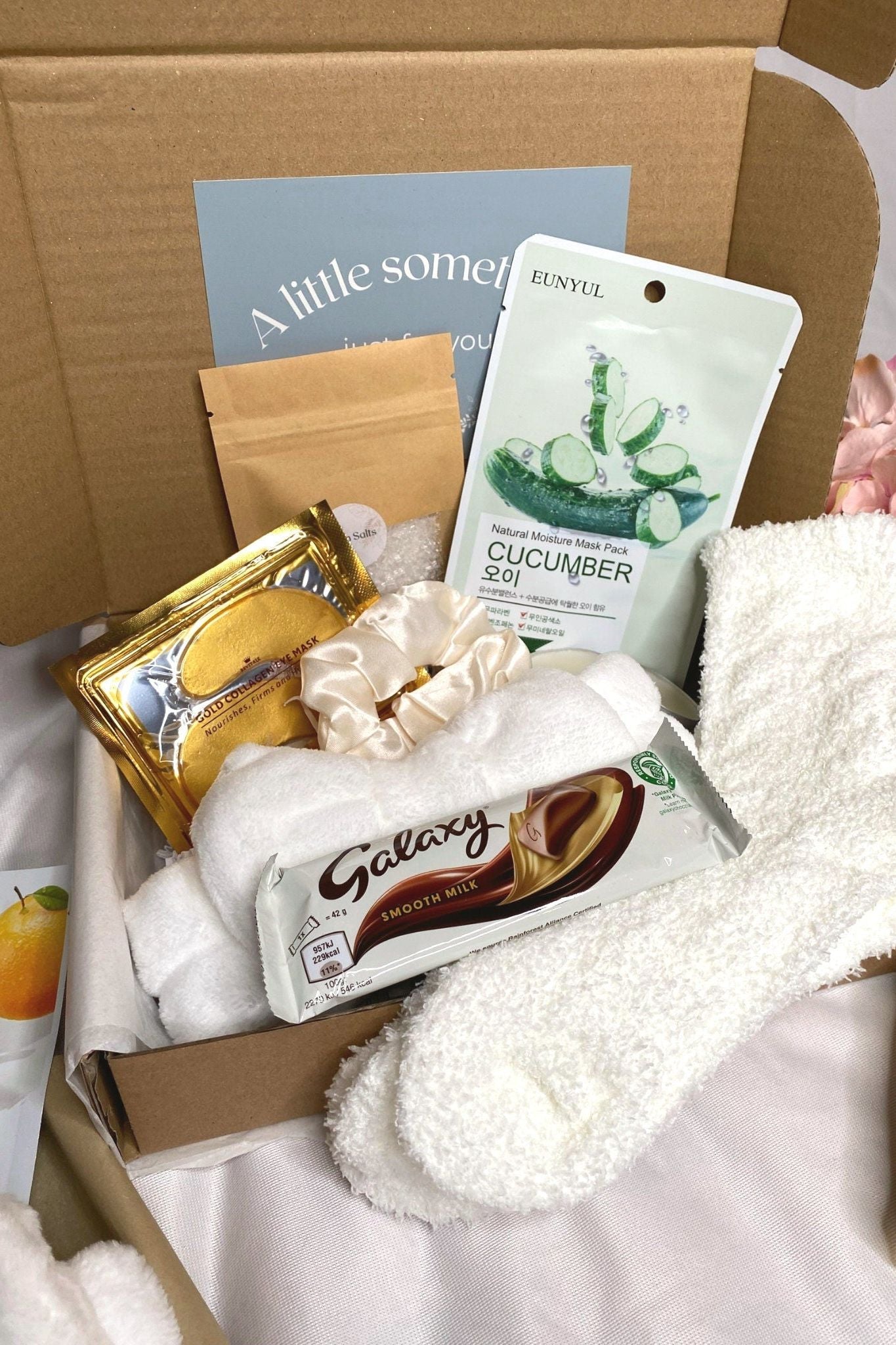 BRIDAL CARE KIT / Bridal Gift / Engagement Gift / Bride and Bridesmaid Boxes / Personalised will you be my bridesmaid /